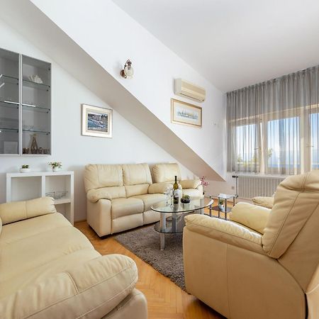 Rosemary Apartments Duće Dış mekan fotoğraf